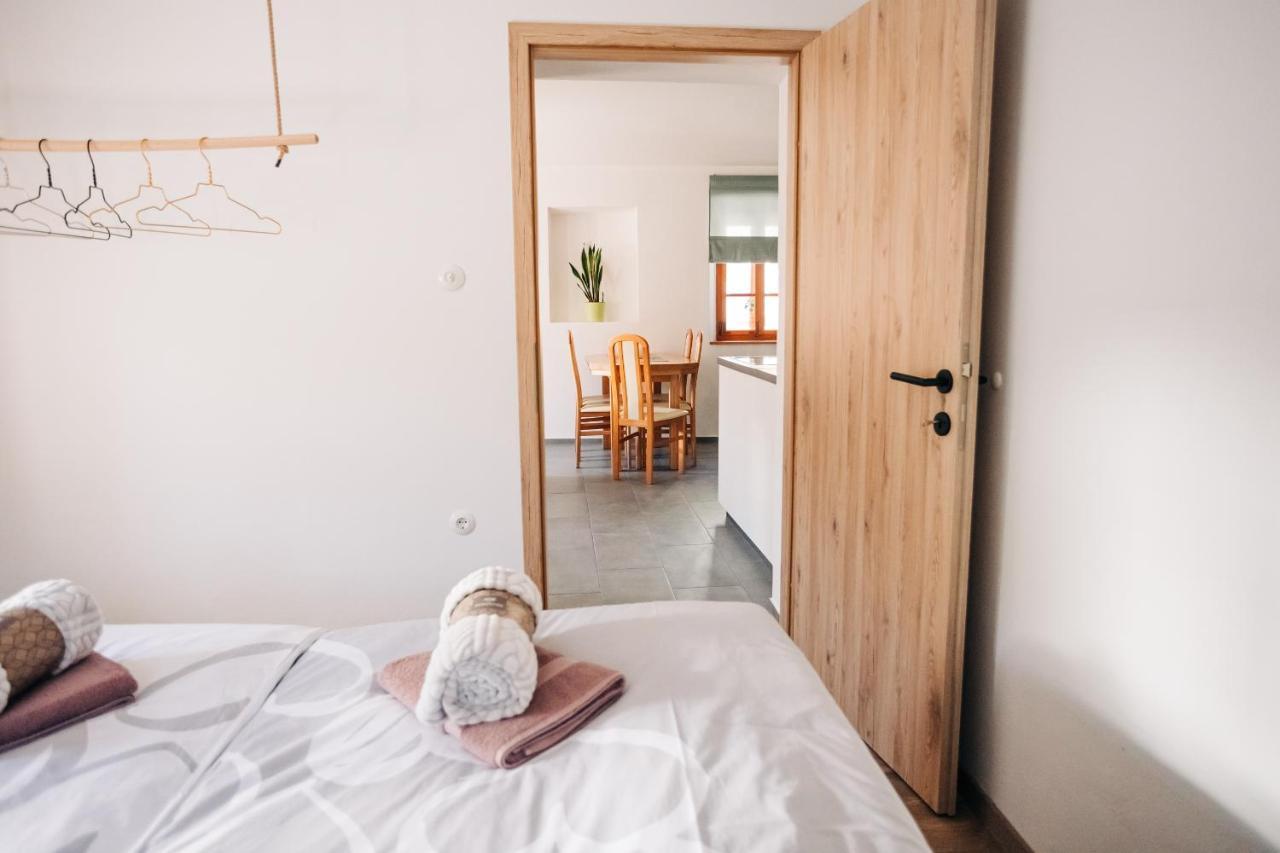 Stekner House Apartma Ljubno Εξωτερικό φωτογραφία